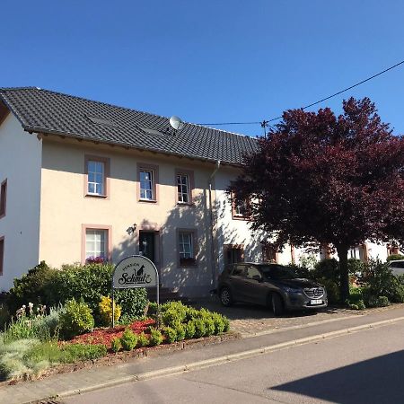Pension Schmitz Serrig Buitenkant foto