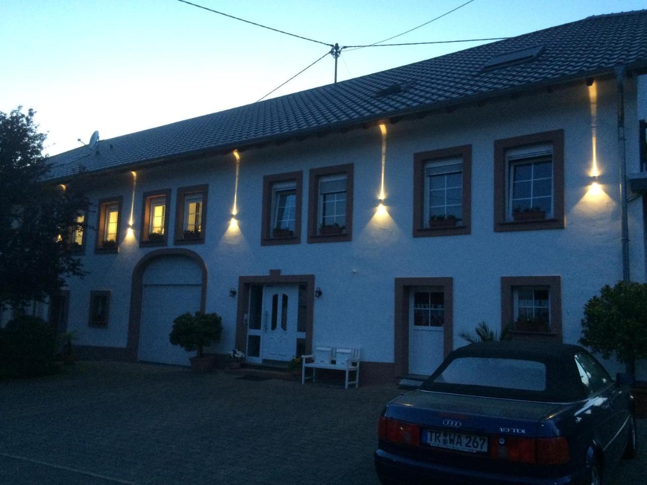 Pension Schmitz Serrig Buitenkant foto